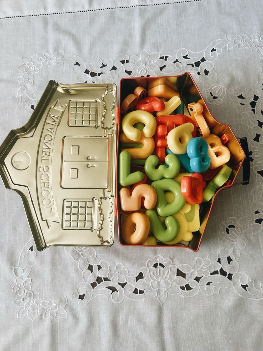 Parents by Battat magnet school magnetic alphabet learning set w/tin case
